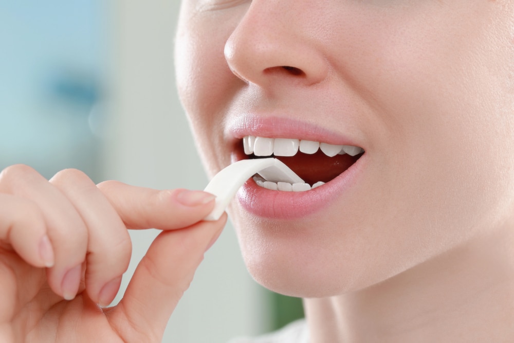 Ask a Dentist in Oak Park, IL: Does Chewing Xylitol Gum Prevent Cavities?